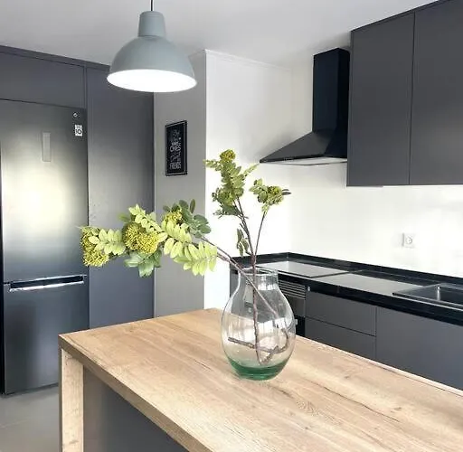 Апартаменты The Luxe View Spot Кошта-да-Капарика