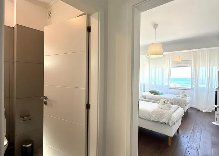 Апартаменты The Luxe View Spot Кошта-да-Капарика